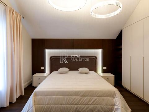 будинок за адресою с. Вишеньки, Набережна