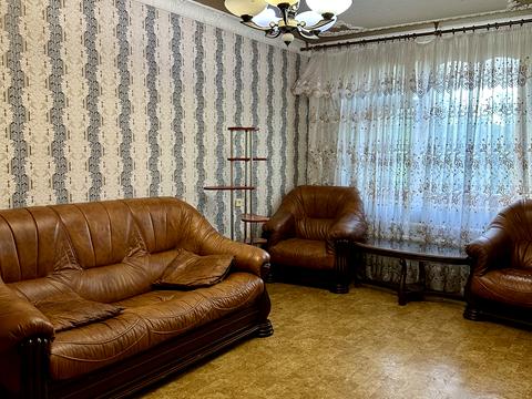 квартира за адресою Валентинівська вул. (Блюхера), 18
