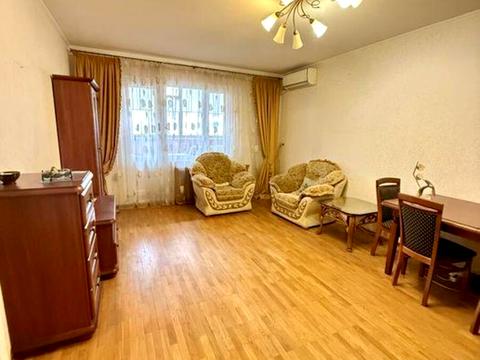 квартира за адресою Бориса Гмирі вул., 1/2