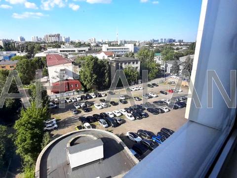 коммерческая по адресу Вацлава Гавела бульв. (Івана Лепсе), 6