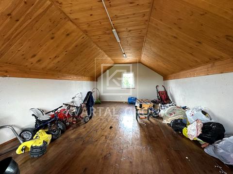 дом по адресу Жовтнева