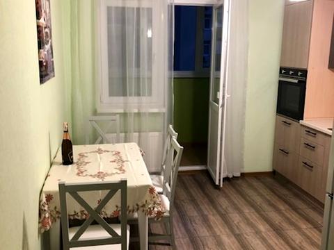 квартира за адресою Любомира Гузара просп. (Космонавта Комарова), 46-Б