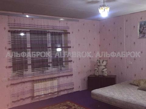 дом по адресу центральна