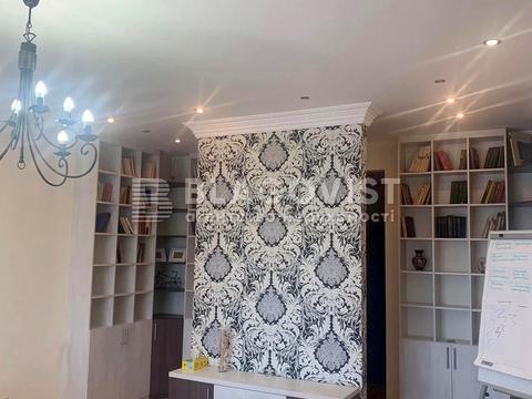 квартира за адресою Почайнинська вул., 70