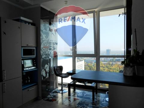 квартира за адресою Гната Хоткевича вул. (Червоногвардійська), 8