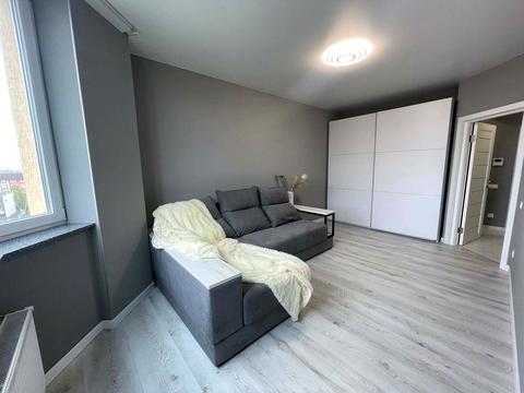 квартира за адресою Корольова вул., 4