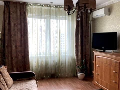 квартира за адресою Софії Русової вул., 1-Б