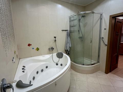 квартира за адресою Старонаводницька вул., 6-Б