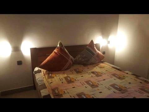 комерційна за адресою Собранецька вул., 2