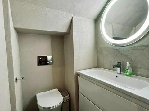 квартира по адресу Днепровская набережная ул., 18-А