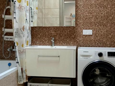 квартира за адресою Новоберегова вул., 12-А