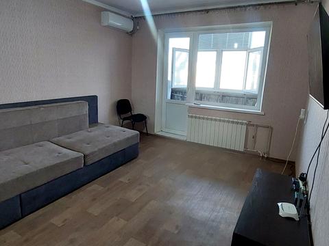 квартира за адресою Михайла Лушпи просп., 11