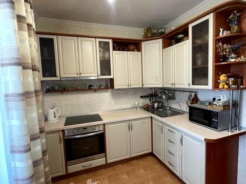 квартира за адресою Київ, Радунська вул., 26