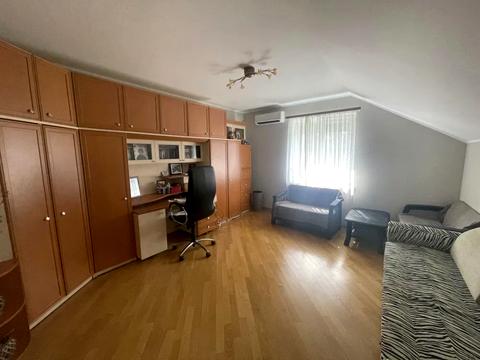 будинок за адресою Берегова вул.