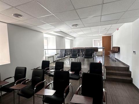 комерційна за адресою Тараса Шевченка бульв., 6