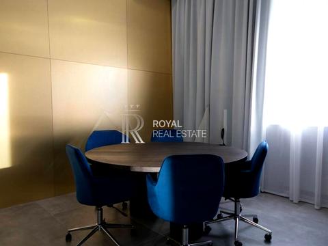 комерційна за адресою Богдана Хмельницького вул., 32