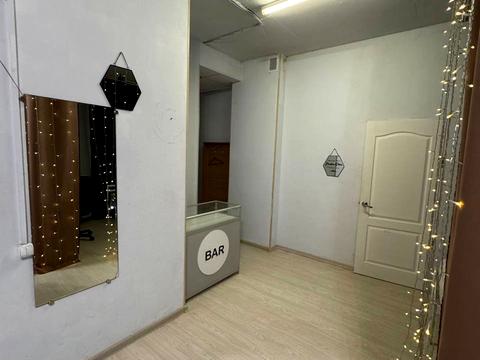 комерційна за адресою Градинська вул., 7