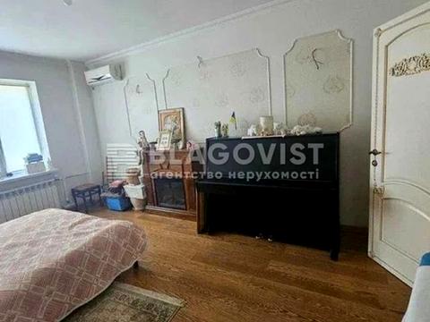 квартира за адресою Миколи Бажана просп., 7-А