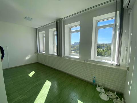 комерційна за адресою Панаса Мирного вул., 4/1