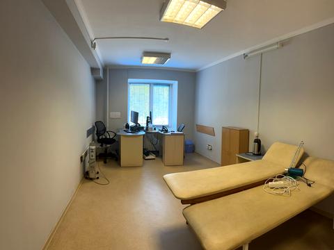 комерційна за адресою Миру просп., 263