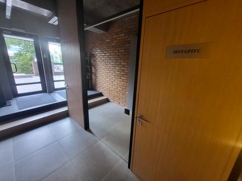 комерційна за адресою Гоголівська вул., 14