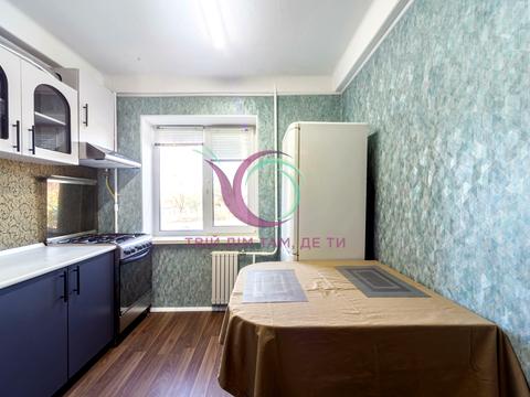 квартира за адресою Богатирська вул., 18