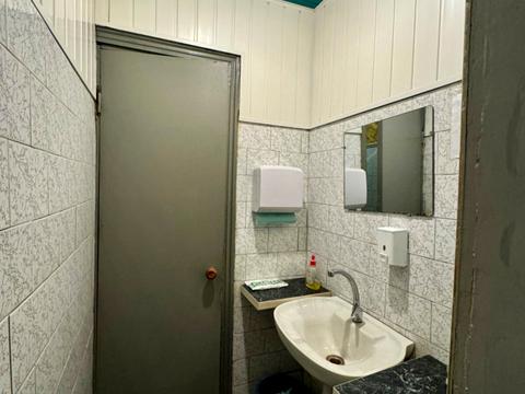 комерційна за адресою 23 Серпня вул., 58