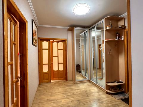 квартира за адресою Тополина вул., 18