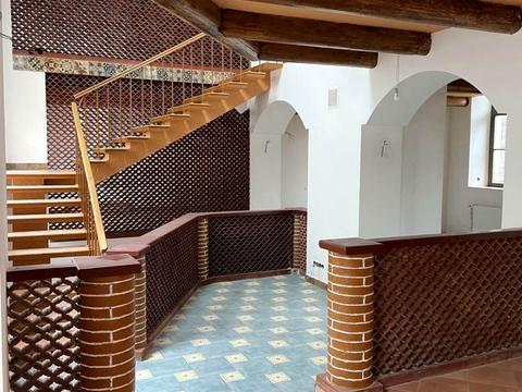 комерційна за адресою Катерининська, 14