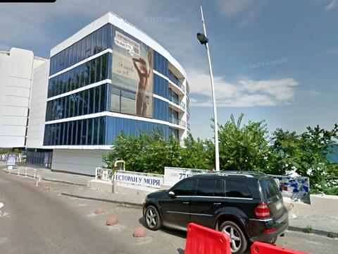 участок по адресу Бернардацци ул. (Красных Зорь), 2