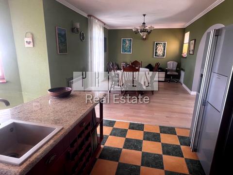 будинок за адресою Костянтинівська вул.