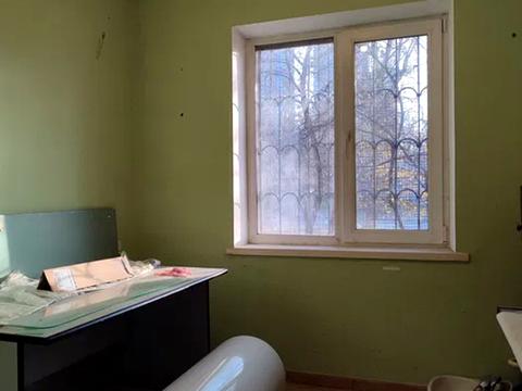комерційна за адресою Васильківська вул., 38