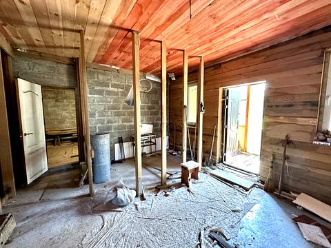 будинок за адресою с. Козинці, Паліїв, 7А