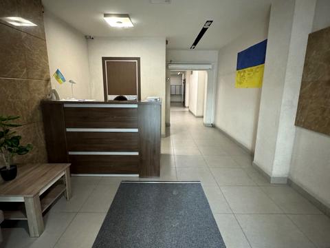 квартира за адресою В'ячеслава Чорновола вул., 6