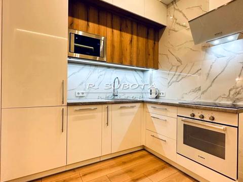 квартира по адресу Владимира Моссаковского ул. (Клари Цеткін), 7