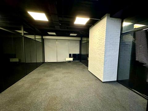 коммерческая по адресу Вадима Гетьмана ул., 6