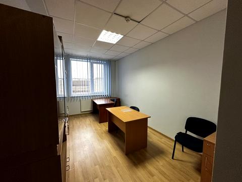 комерційна за адресою Богдана Хмельницького вул., 200