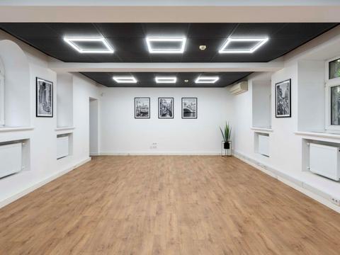 комерційна за адресою Івана Франка вул., 29