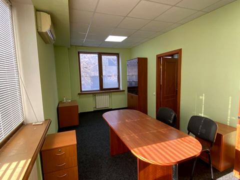 комерційна за адресою Валерія Лобановського просп., 119б