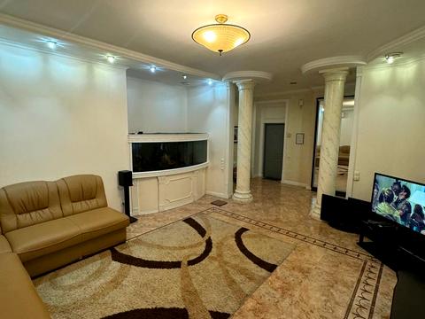 квартира за адресою Шота Руставелі вул., 20