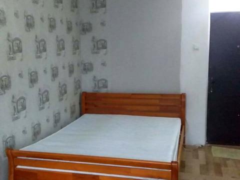 квартира за адресою Михайла Комарова вул. (Тархова), 5