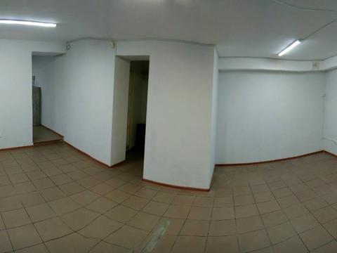 комерційна за адресою Кирила Трильовського вул., 23