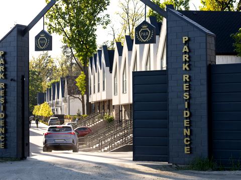 дом по адресу Евгения Коновальца ул., 49