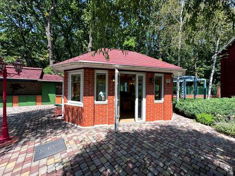 будинок за адресою Упорна, 1
