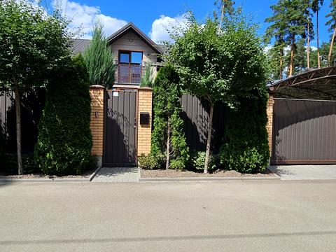 дом по адресу Провулок революції