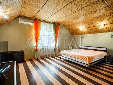 будинок за адресою Каштанова, 1
