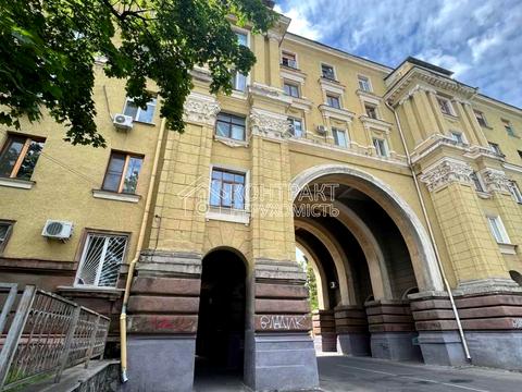 квартира за адресою Героїв Харкова просп. (Московський), 27