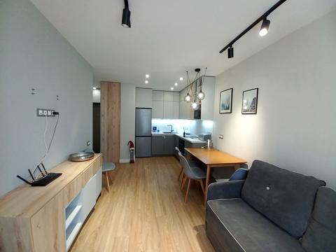 квартира за адресою Салютна вул., 2к4