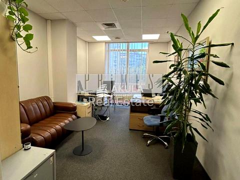 коммерческая по адресу Полевая ул., 24