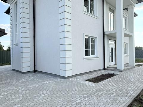 будинок за адресою Приозерна вул.